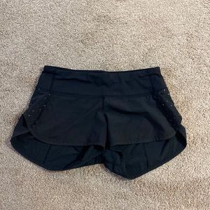 Black Lululemon shorts
